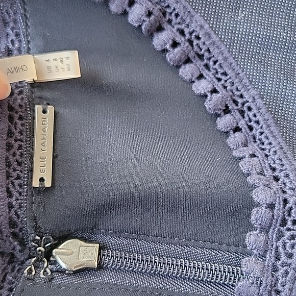 Elie Tahari Emory Wool Sheath Dress Grayed Navy Size 4 - Picture 12 of 15